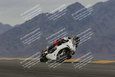 media/Jan-15-2023-SoCal Trackdays (Sun) [[c1237a034a]]/Turn 9 (2pm)/